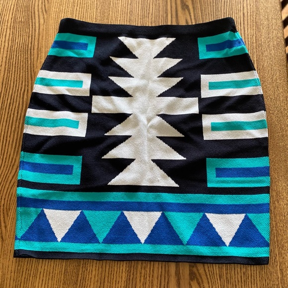3/$25 Rachel Rachel Roy Skirt Small - Picture 3 of 4